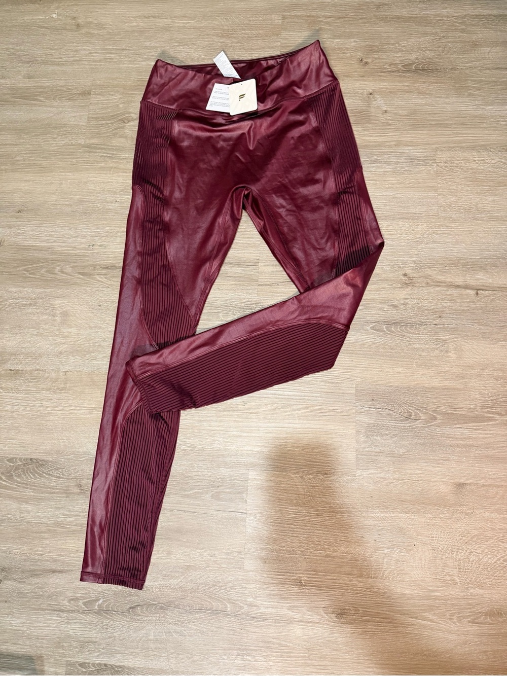 Fabletics High-Waisted Faux Leather Moto Leggings NWT Size Large Maroon